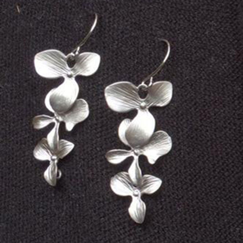 Floral Alloy Necklace and Earrings Set