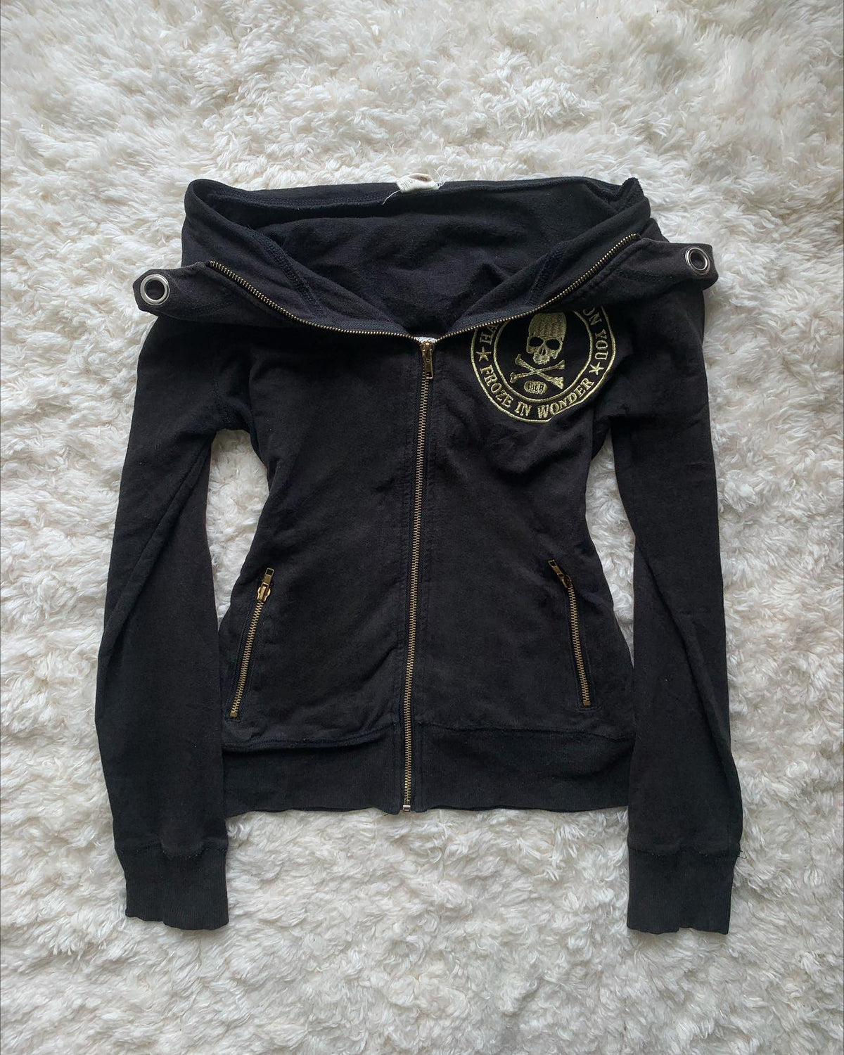 Retro Zip-Up Hoodie with Skull Embroidery