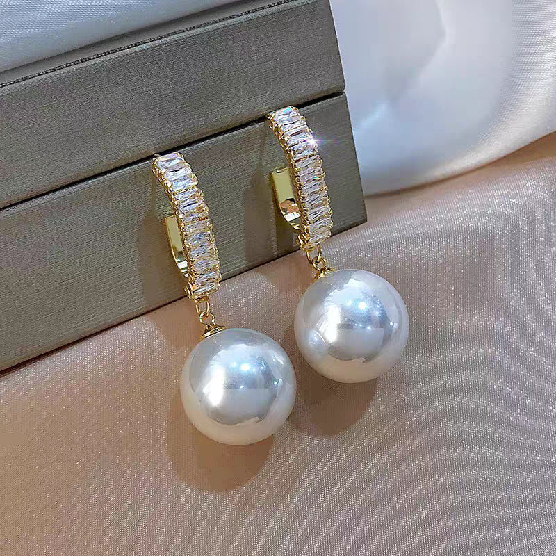 Quality zirconia C-type pearl ear loop