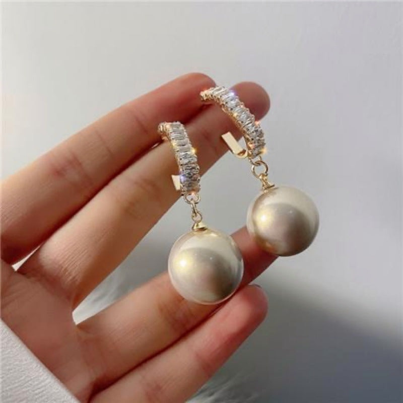 Quality zirconia C-type pearl ear loop