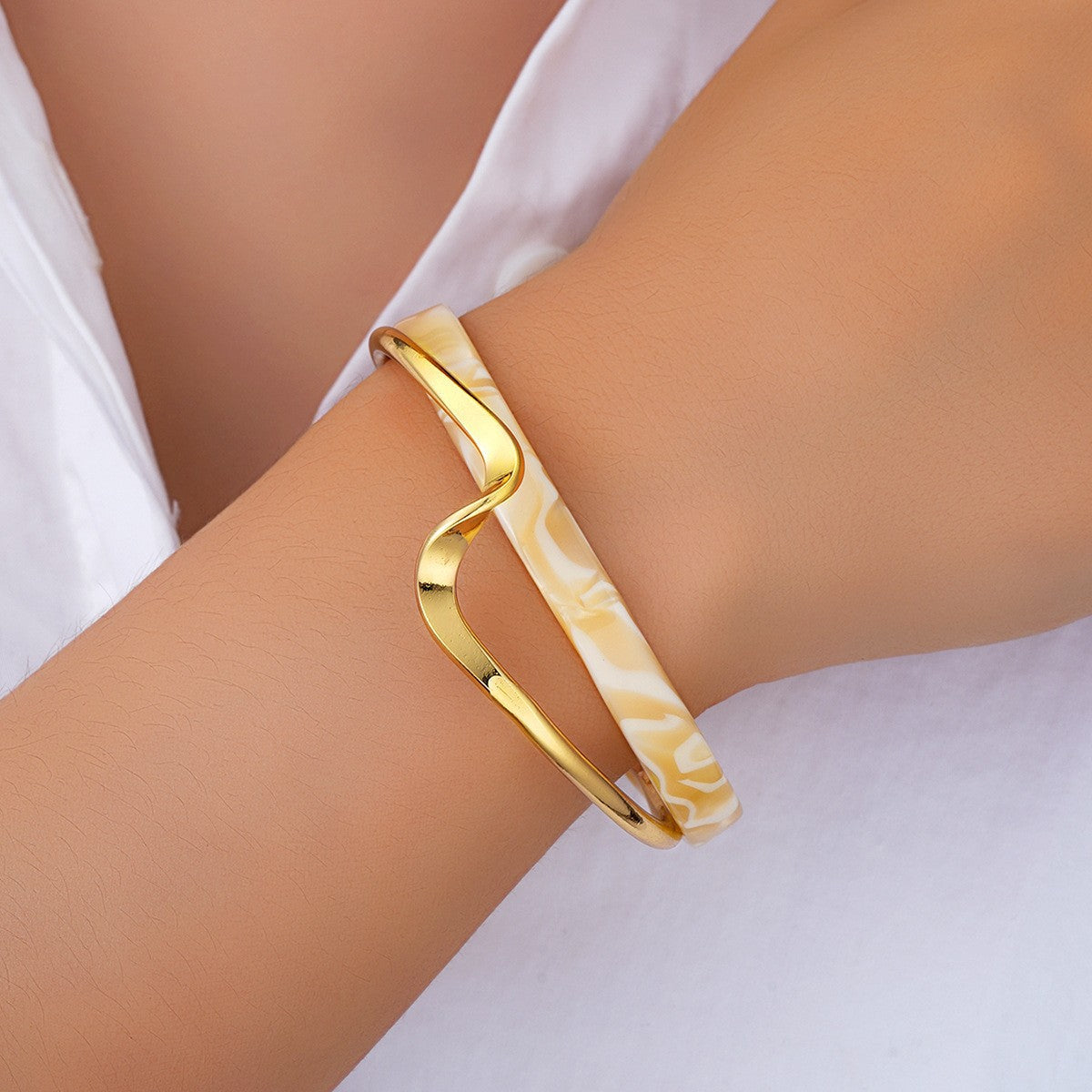 Twisted Cross Pearl Bracelet