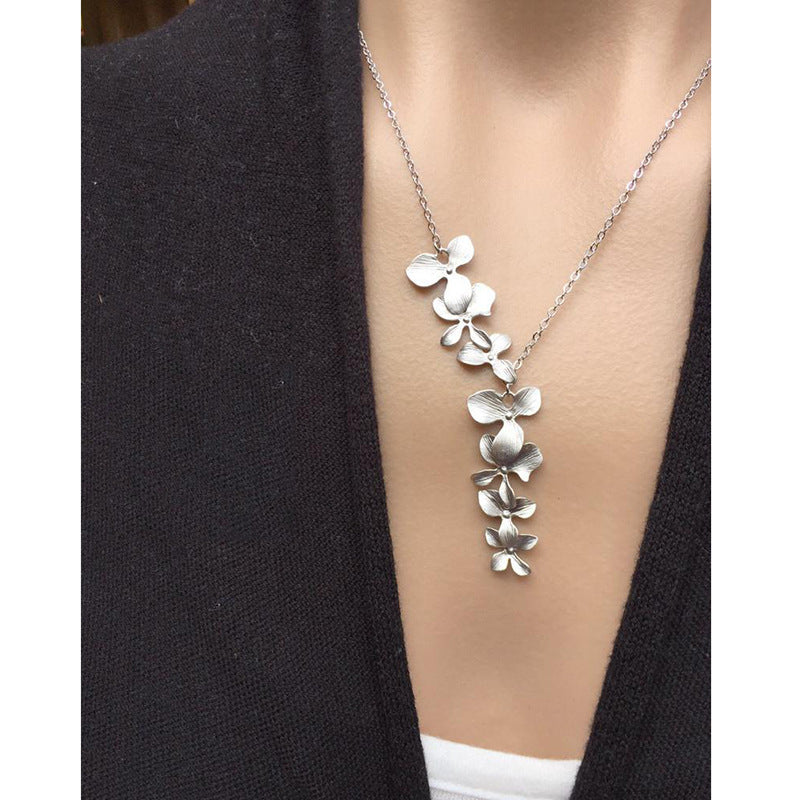Floral Alloy Necklace and Earrings Set