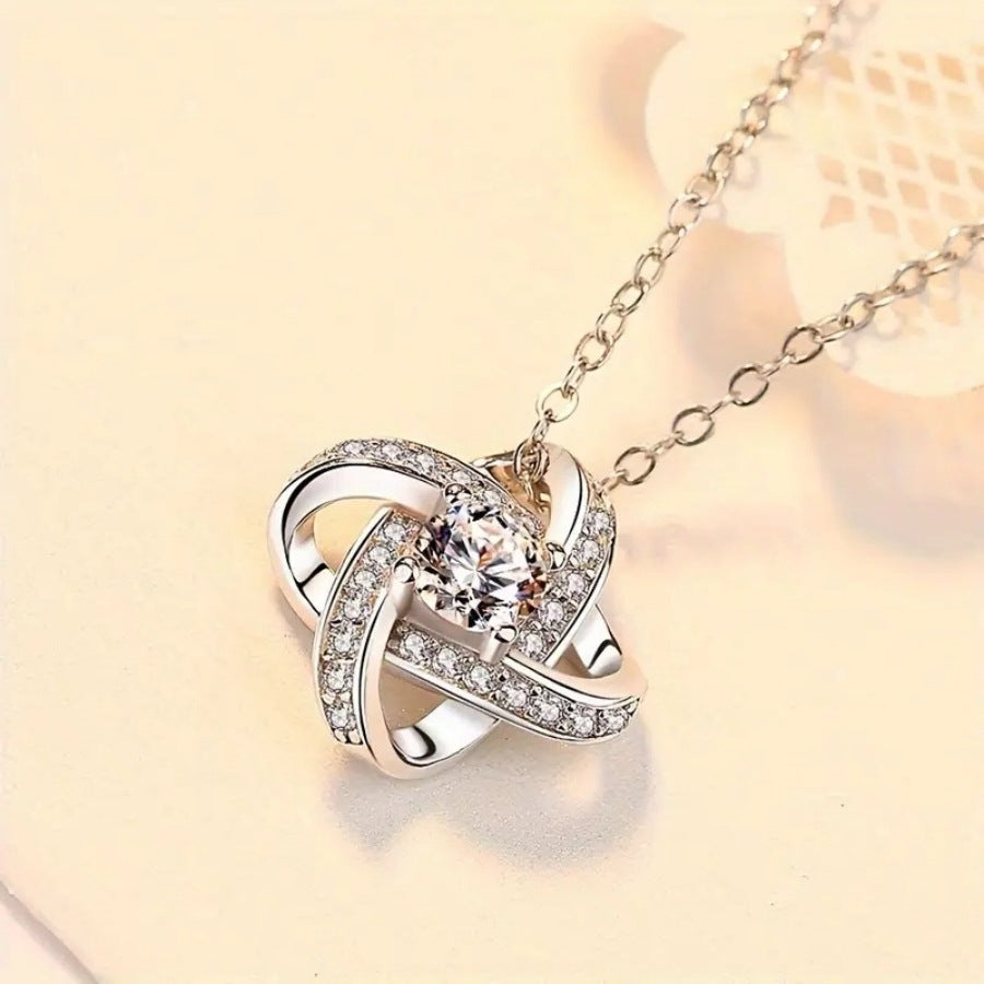 Rotating necklace with cards