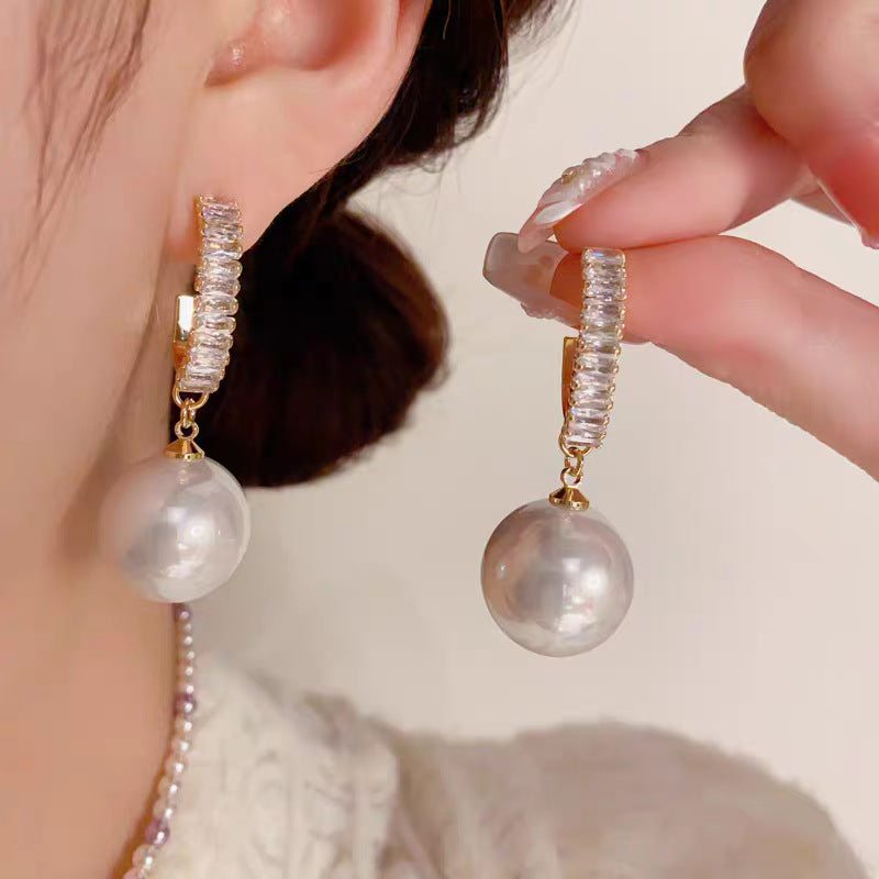 Quality zirconia C-type pearl ear loop