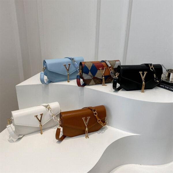 Crossbody shoulder bag