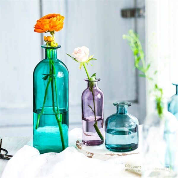 Transparent glass vase