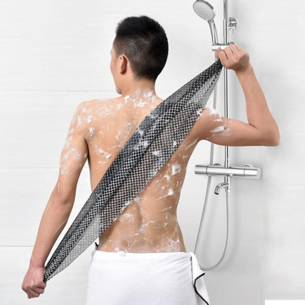 Exfoliating bath towel